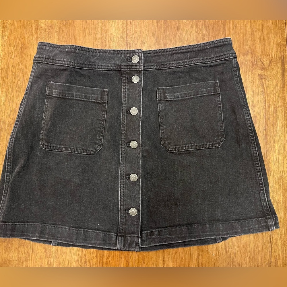 Madewell Stretch Denim A-Line Mini Skirt in Black Frost: Patch Pocket Edition 14